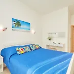 Leo's Charming Ii Apartmán